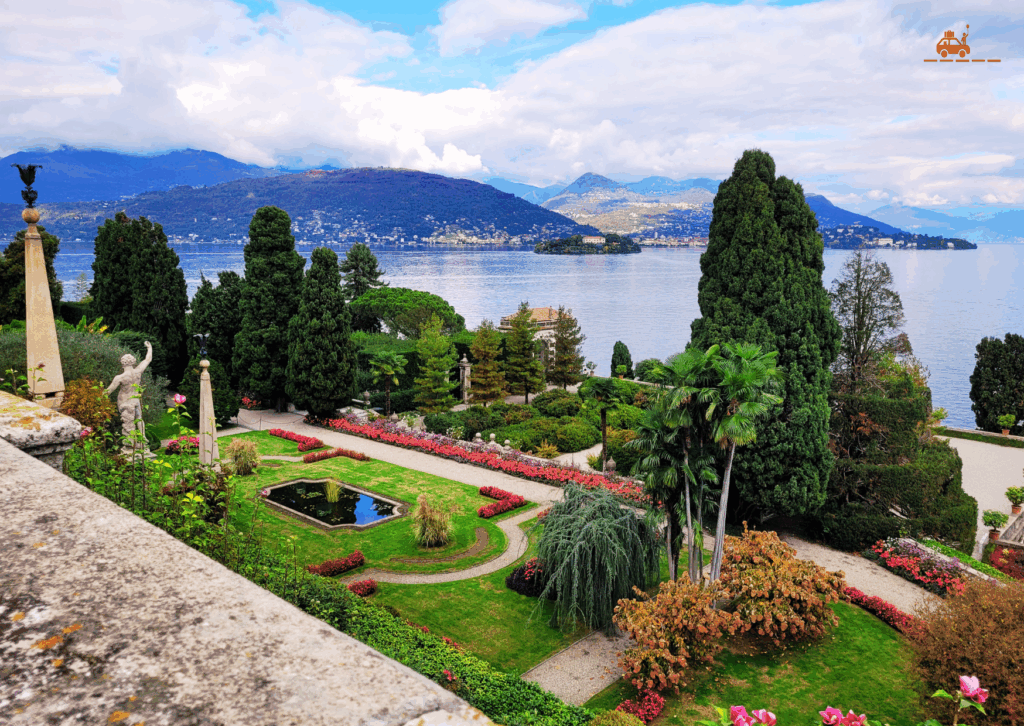Jardins du palais à Isola Bella - Iles Borromées - Lac Majeur - Italie du Nord en automne