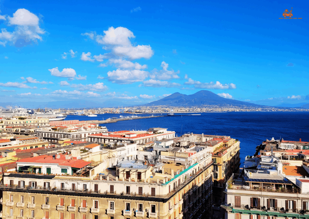 Vue sur Naples et le Vésuve - La Baie de Naples - Italie du Sud