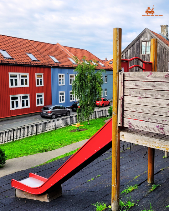 Aire de jeux pour enfants à Trondheim en Norvège
