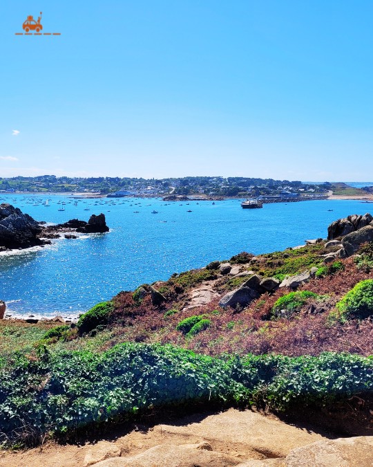 Paysage breton sur la côte de Granit Rose