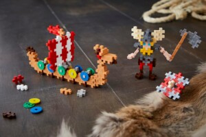 Coffret d'activités Plus Plus drakkar et viking pour enfants à partir de 5 ans